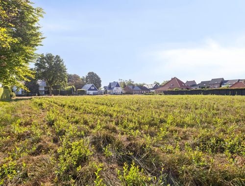                                         Bouwgrond te koop in As, € 245.000
