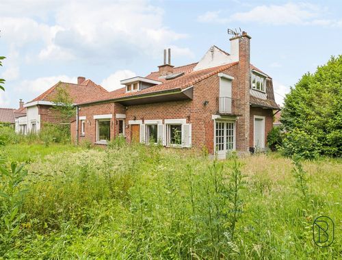                                         Woning te koop in Froyennes, € 215.000

