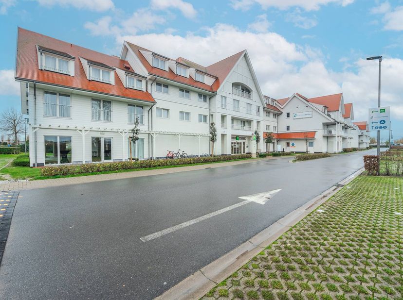 Hotelkamer te koop op het gelijkvloers van het Ibis hotel te Nieuwpoort. Gegarandeerd rendement! Deze hotelkamer bevindt zich op korte afstand van de