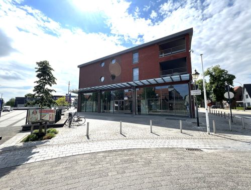                                         Handelszaak te huur in Maaseik, € 3.514
