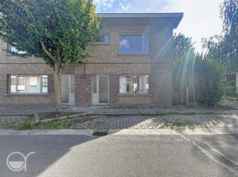 Huis te huur in STEENHUISDREEF 14,
                    9031 Drongen