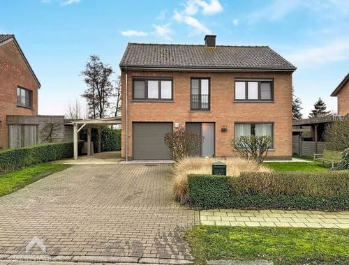                                         Maison à vendre à Hansbeke, € 535.000
