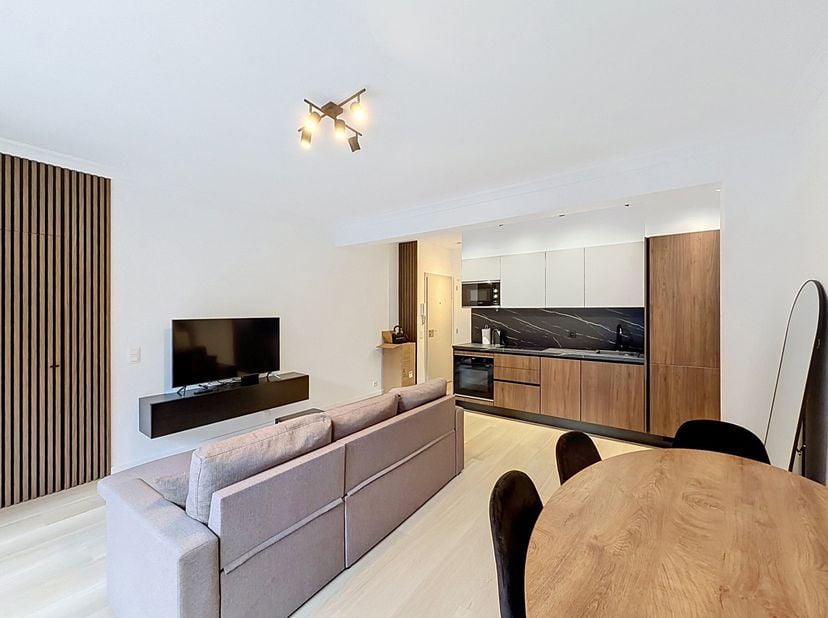 Appartement te huur in ,
                    1200 Sint-Lambrechts-Woluwe