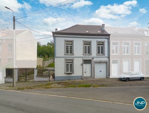                                         Maison de maître à vendre à Bressoux, € 269.000
