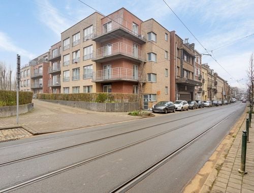                                         Assistentie-appartement te koop in Ukkel, € 155.000
