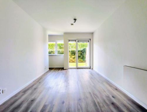                                        Studio à louer à Woluwe-Saint-Lambert, € 900
