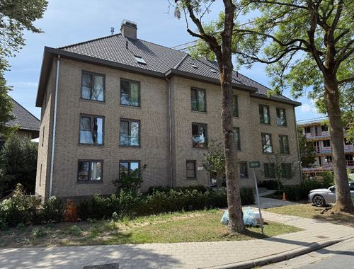                                         Penthouse te huur in Sint-Michiels, € 850

