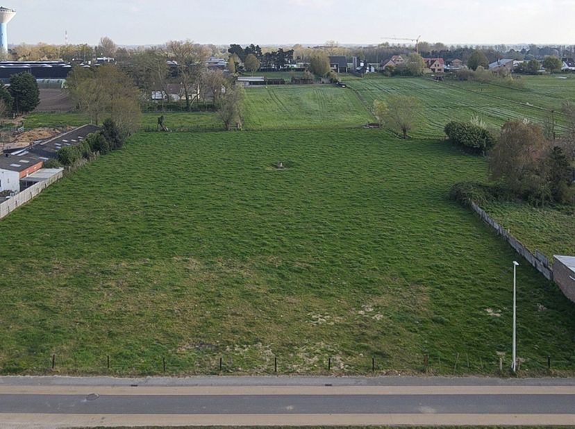 Grond te koop
                    in 8460 Roksem