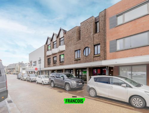                                         Commercieel Gebouw te koop in Meulebeke, € 445.000
