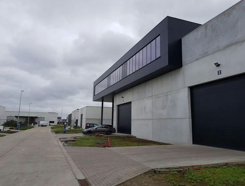                             Kantoor te huur in Zwevezele
