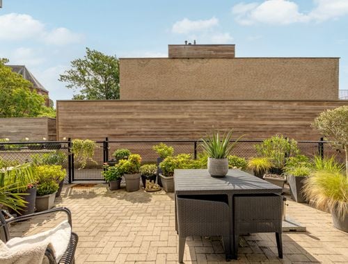                                         Appartement à vendre à Hoboken, € 215.000
