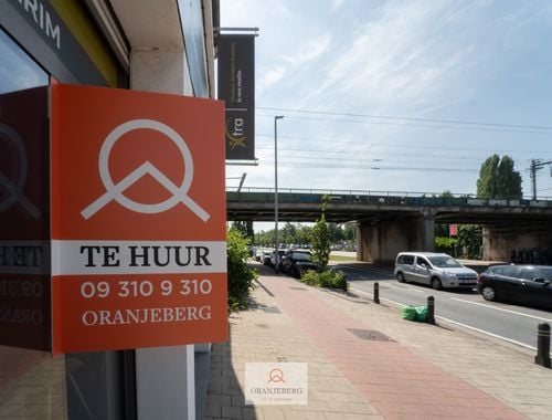                                        Handelspand te huur in Gentbrugge, € 1.495
