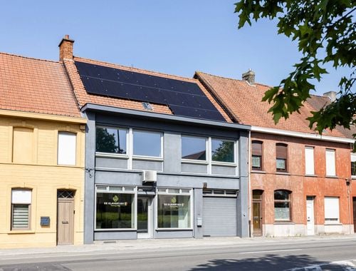                                         Gemengd gebruik te koop in Ronse, € 275.000
