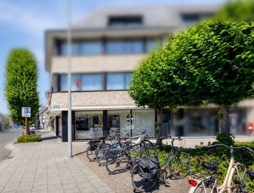                                         Handelspand te koop in Sint-Kruis, € 549.000
