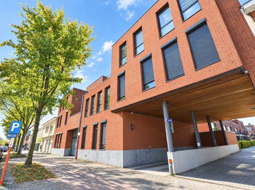 Appartement te huur in Herentalsebaan 209 bus V3R,
                    2150 Borsbeek