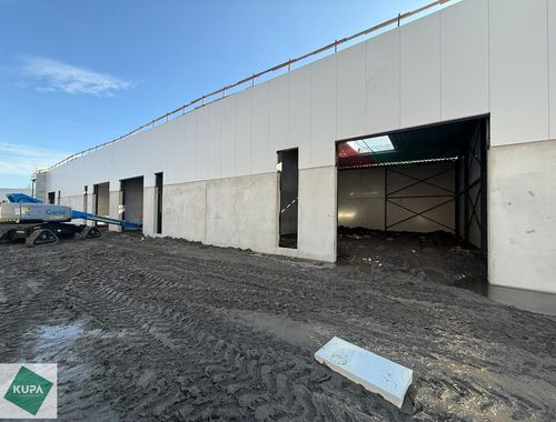                                         Bâtiment d’entreprise à louer à Lembeek, € 1.400
