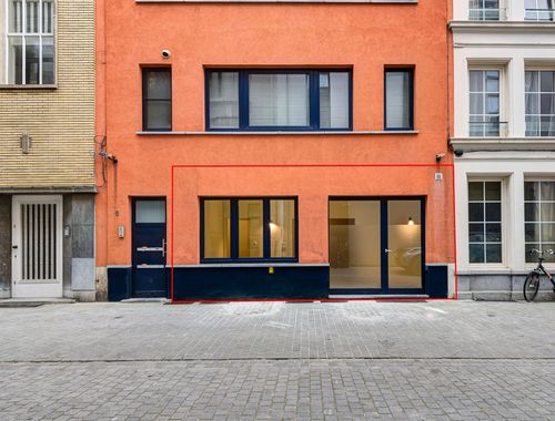                                         Kantoorruimte te huur in Antwerpen, € 1.100
