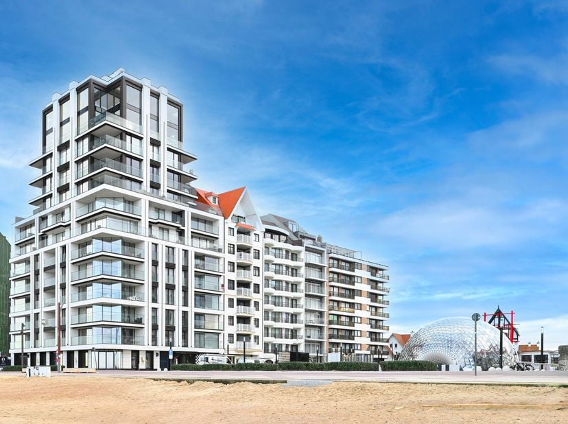 Appartement te koop in Albertplein 18 bus 81,
                    8300 Knokke