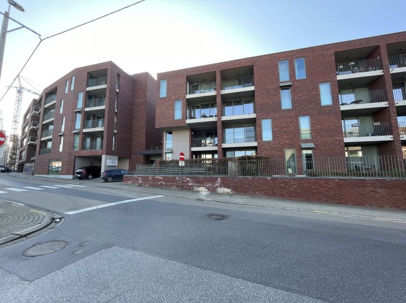 Op zoek naar een comfortabel leven in uw gouden jaren? Ontdek Residentie Vivasse! Nabij het bruisende centrum van Asse bieden onze assistentiewoningen