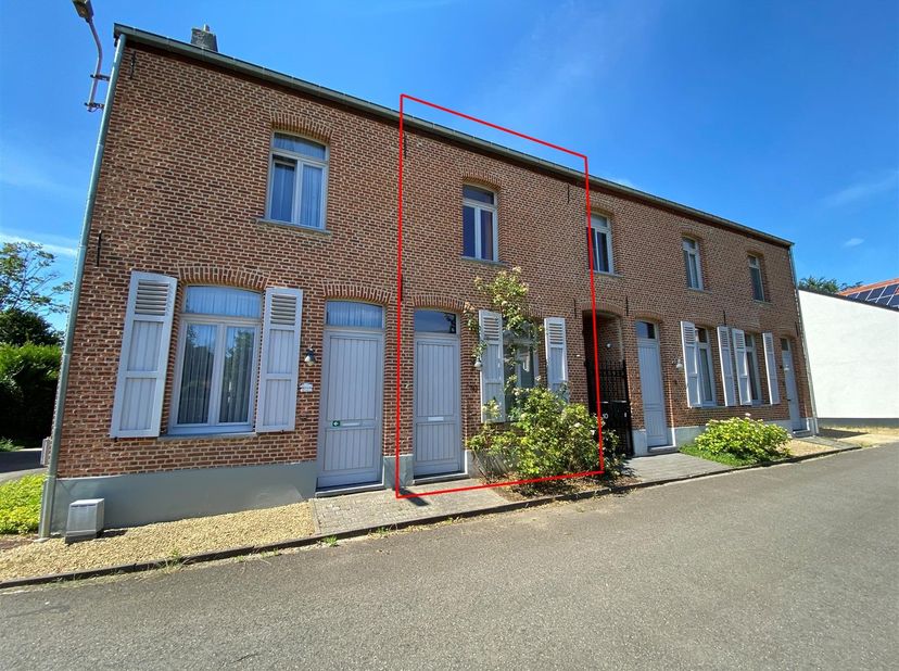 Maison à louer
                    à 2221 Booischot