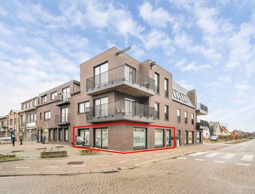                                         Commerce à vendre à Houthalen, € 159.000
