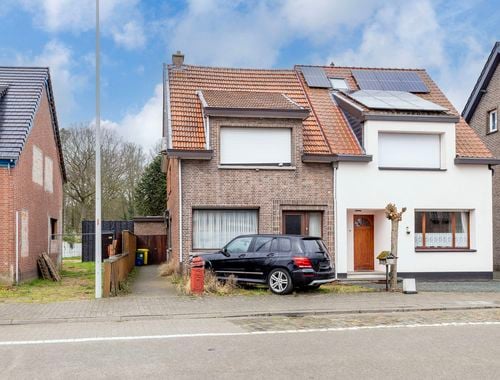                                         Maison unifamiliale à vendre à Kessel, € 240.000
