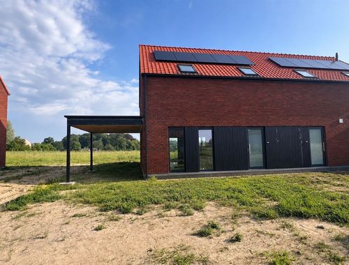                                         Maison à louer à Ellezelles, € 1.050
