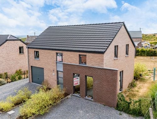                                         Woning te koop in Hour, € 329.000
