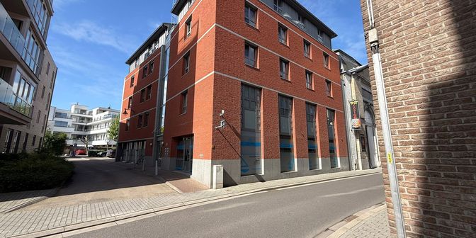 Bedrijfsvastgoed te huur in Diesterstraat 42 bus 1, 3800 Sint-Truiden