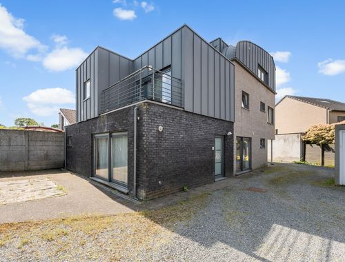                                         Appartement te koop in Sint-Gillis-Bij-Dendermonde, € 985.000
