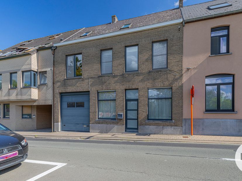 Huis te koop in Markizaatstraat 9,
                    9340 Lede