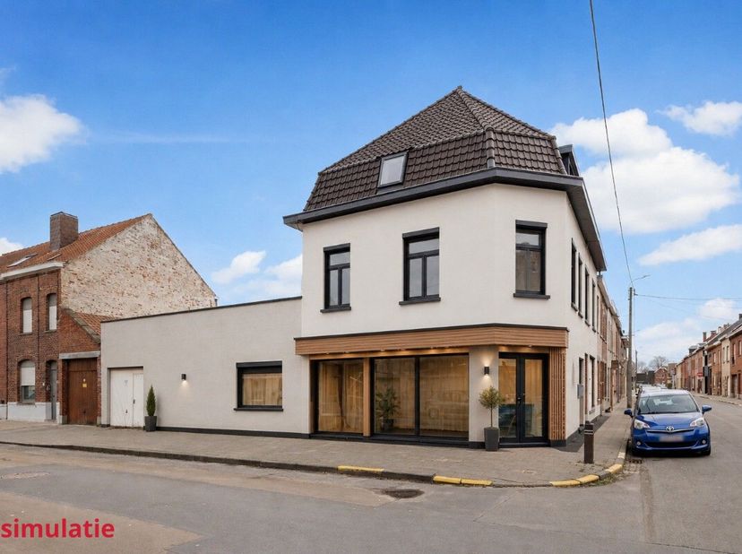 [[ DIT PAND NEEMT DEEL AAN DE ERA OPEN HUIZEN DAG OP 13/6 VAN 17:30 TOT 18:30 ]] Te koop: te renoveren halfopen woning in het centrum van Harelbeke, g
