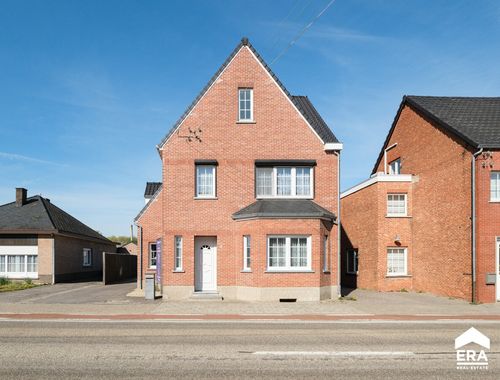                                         Maison à vendre à Nieuwerkerken, € 350.000
