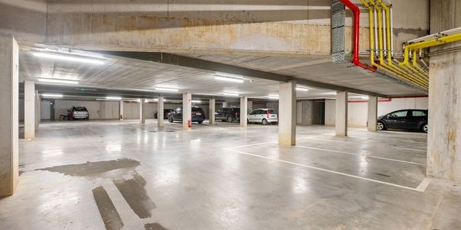 Garage à louer à Herentalsebaan 592, 2100 Deurne