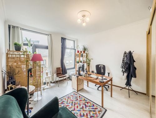                                         Duplex te koop in Laken, € 249.000
