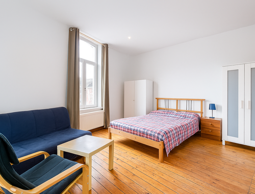                                         Studio te huur in Brussel, € 930
