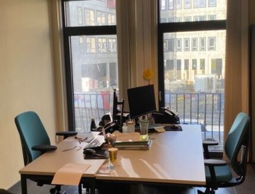                                         Bedrijfsgebouw te huur in Namur, € 2.132,81
