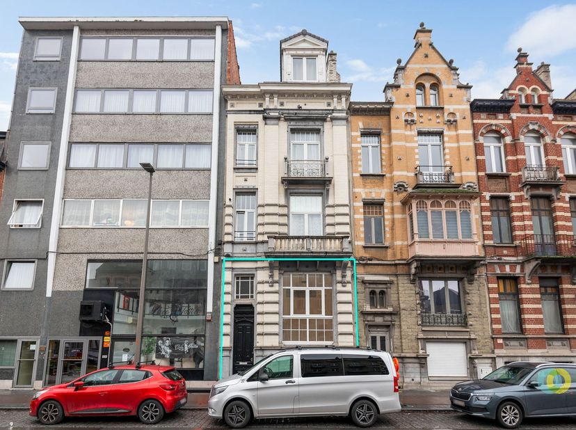 **SOUS-OPTION** Cet appartement est idéalement situé dans le centre de Vilvorde, à distance de marche de la gare et avec une excellente accessibilité.