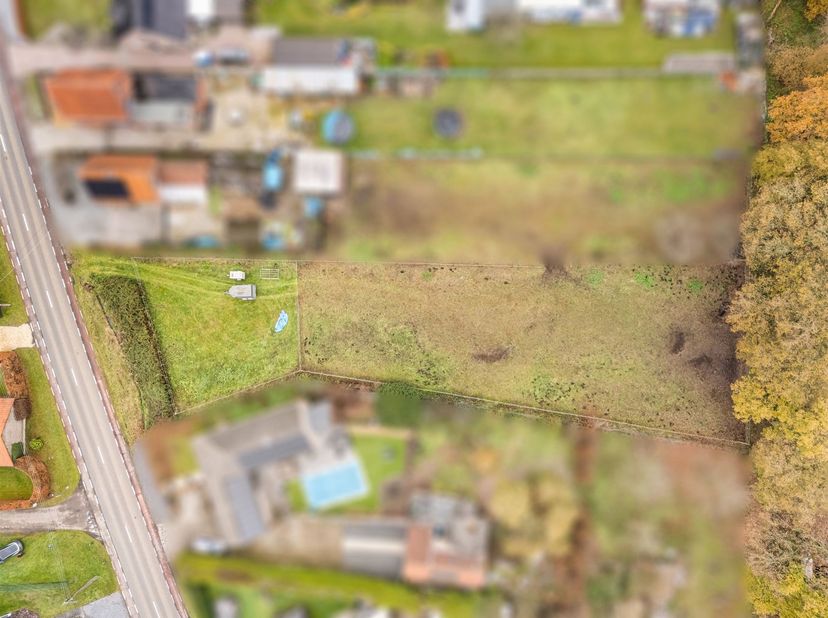 Bouwgrond voor open bebouwing van 2 151 m² te Zonhoven <br />
<br />
Ligging: Deze bouwgrond is ideaal gelegen in de Kriekelstraat in Zonhoven, een