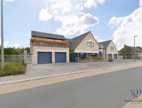                                         Maison à vendre à Ouwegem, € 890.000
