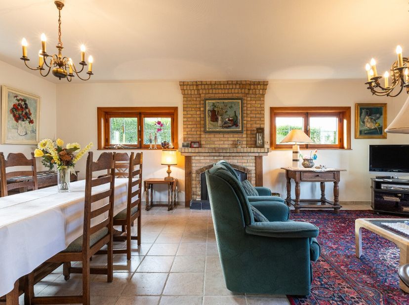 [[ DIT PAND NEEMT DEEL AAN DE ERA OPEN HUIZEN DAG OP 13/6 VAN 14:30 TOT 15:30 ]] Sint-Idesbald: gezellige instapklare villa in een rustig gelegen buur