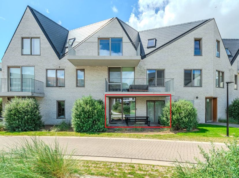 Schitterend gelijkvloers appartement met een slaapkamer en zonneterras te koop in Westende, Vakantiestraat 4A, in de recente Residentie West Bay (2022