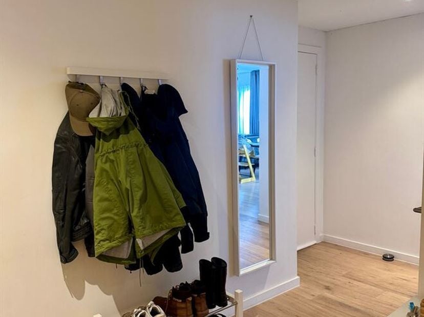 Appartement spacieux avec 2 chambres à coucher, garage et terrasse agréable au coeur de Lier !<br />
Situation<br />
Cet appartement est situé dans le