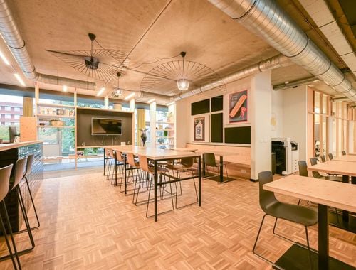                                         Immeuble de bureaux à vendre à Wijgmaal, € 1.400.000
