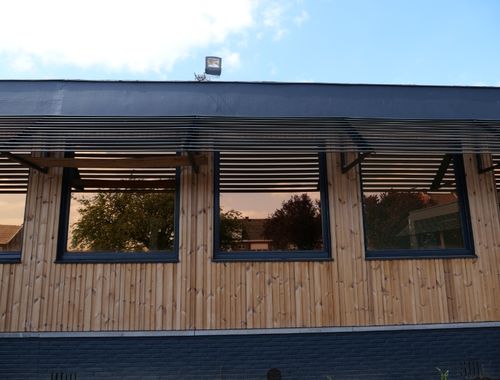                                        Bureaux à louer à Kortrijk, € 325
