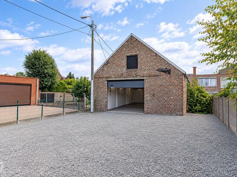 Bien professionnel à louer à Mechelsesteenweg 320,
                    2860 Sint-Katelijne-Waver