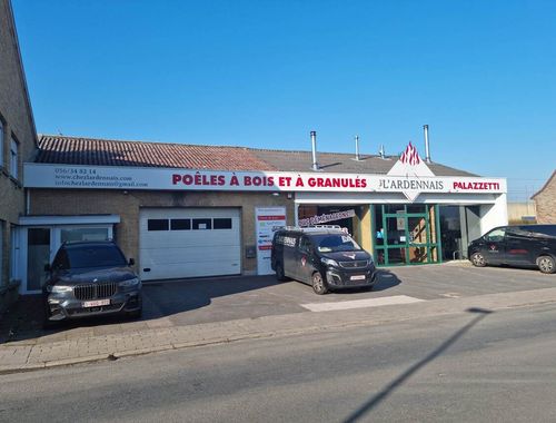                                         Bien commercial à vendre à Comines, € 265.000
