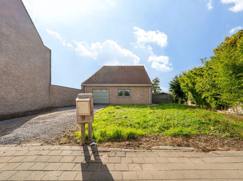 Huis te koop in Grote Weg 8,
                    8930 Rekkem