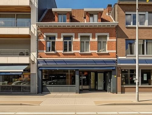                                         Rez-de-chaussée commercial à vendre à Brasschaat, € 395.000
