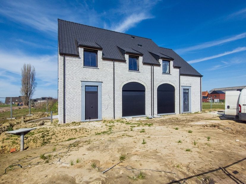 In Schuiferskapelle, nabij Tielt, bouwt C-Nest Groep 10 nieuwe woningen in een kleinschalige nieuwe verkaveling.<br />
De verkaveling is gelegen in de